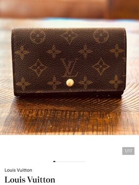 Louis Vuitton
Vintage 1998 Porte-Monnaie Tresor billet Wallet